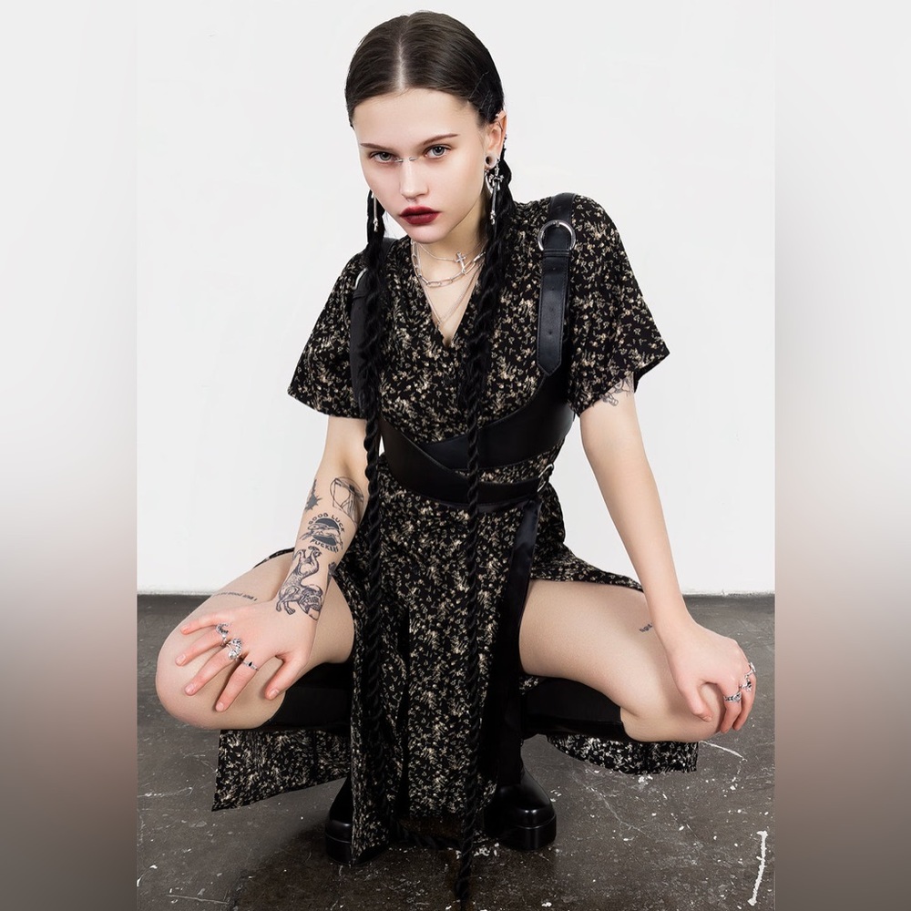 Disturbia Gardenia Print Button Down Midaxi Dress US 6 / UK 10 - Picture 10 of 10